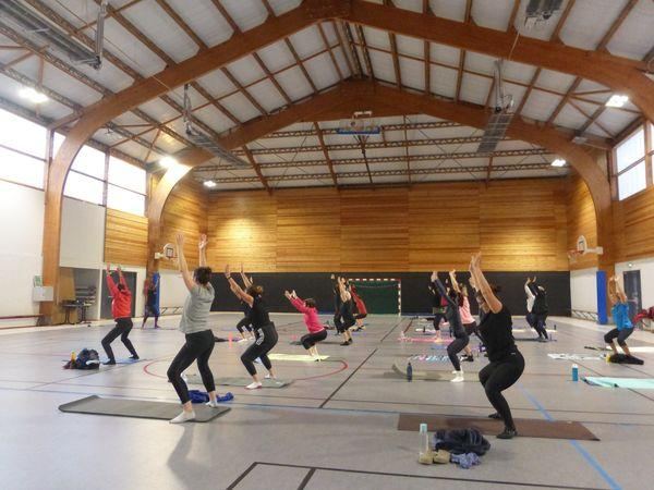 Cours de fitness mixte