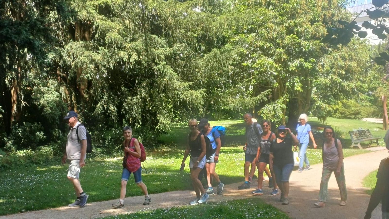 Sur les chemins, juin 2026